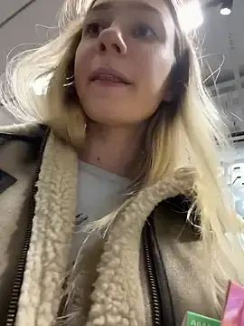 Stripchat Live Sex of Lia__Love