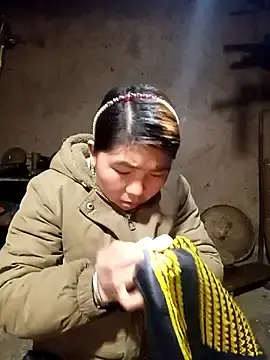 Stripchat Free Porn Cam of quynhkoolbae