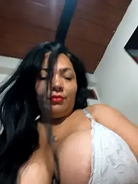 Stripchat Live Sex Cam of NIKOLE1301