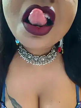 Stripchat Free Porn Cam of YR-SHIVANI