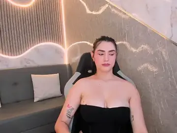 Stripchat Watch Live Sex Cams of DakotaRussell_