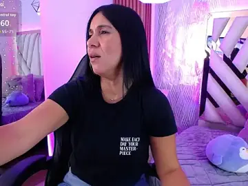 Stripchat Free Live Porn of Camille_jhonson