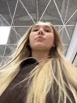 Stripchat Best live sex cam show of MariaTull