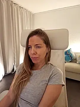 Stripchat Best live sex cam show of Nova-Lee