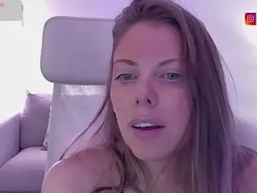 Stripchat Nude Webcam of Nova-Lee