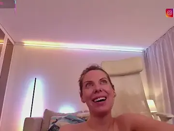 Stripchat Adult Webcams of Nova-Lee