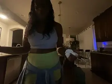 Stripchat Best live sex cam show of wynterheat