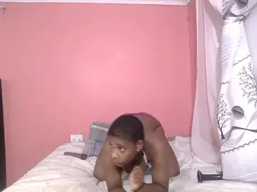 Stripchat Live Sex of SexyMbali_01