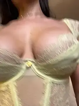 Stripchat Watch Live Sex Cams of Irish_Collins