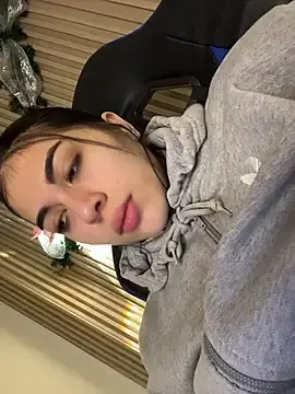 Stripchat Free Live Porn of Sarasanders_4