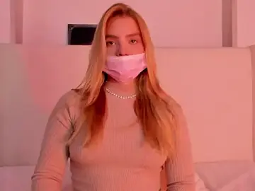 Stripchat Free Live Porn of Sofi_glow