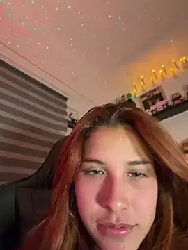 Stripchat Live Sex Cam of crystal_bunny7