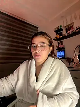 Stripchat Nude Webcam of crystal_bunny7