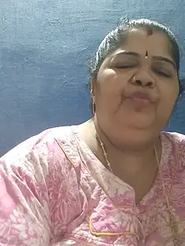 Stripchat Adult Webcams of tamilthanushri