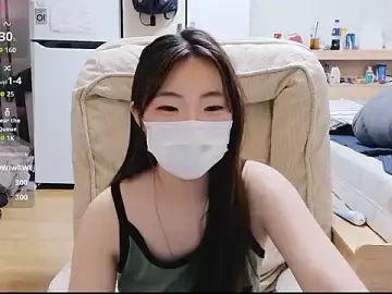 Stripchat Live Sex Cam of Berry_Chuu