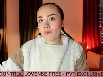 Stripchat Free Live Porn of MAGIC_VERA