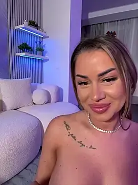 Stripchat Live Sex of KirstieVegas