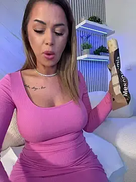 Stripchat Live Sex of KirstieVegas
