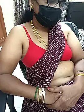 Stripchat Nude Webcam of menaka-tamil
