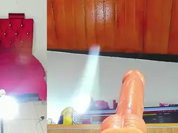 Stripchat Live Sex Cam of nikky_rosse