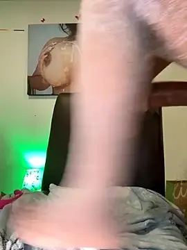 Stripchat Free Live Porn of SQUIRTINGQUEEN11