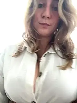 Stripchat Free Porn Cam of Puzdosia