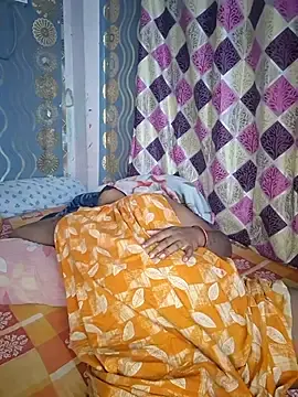 Stripchat Adult Webcam of Sweet-Maddlina