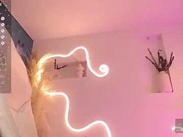 Stripchat Free Porn Cam of ViolettaHotLatin_