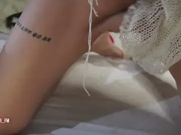 Stripchat Live Sex Cam of Soniday