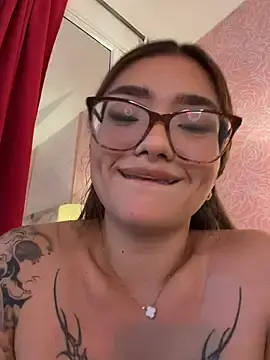 Stripchat Watch Live Sex Cams of Arianavillada