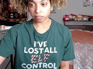 Stripchat Nude Webcam of Cherribombzz