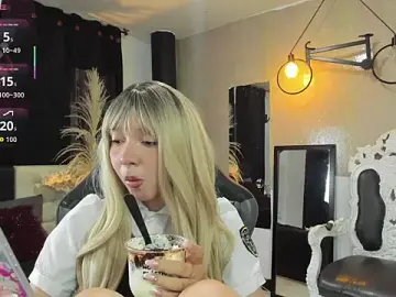 Stripchat Best live sex cam show of JuliethMoss