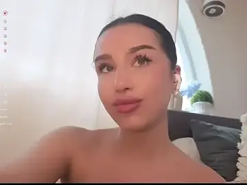 Stripchat Adult Webcams of ShyColette