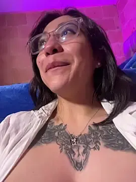 Stripchat Live Sex of emma_rouse69