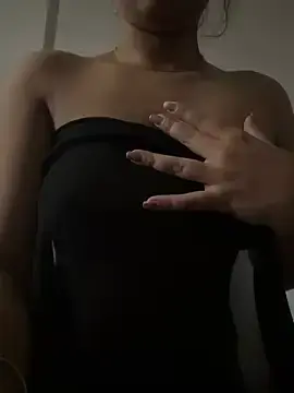 Stripchat Free Porn Cam of Divya-03
