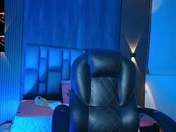 Stripchat Free Porn Cam of hottiesjuls