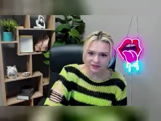 Xlovecam Watch Live Sex Cams of SweetLilyy