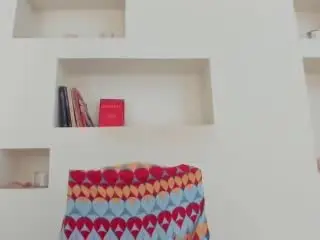 Xlovecam Nude Webcam of MaddalenX