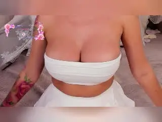 Xlovecam Live Sex Cam of MademoiselleBella