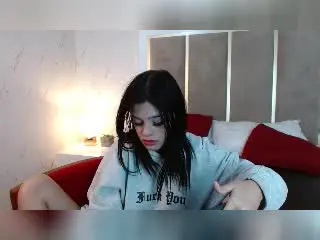 Xlovecam Free Live Porn of MilyLiams