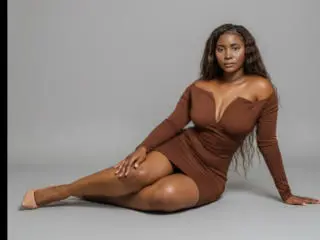 Xlovecam Nude Webcam of MollyGoldenn