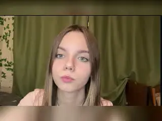Xlovecam Free Porn Cam of BrigetteLaurie