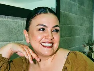 Xlovecam Live Sex Cam of CharlotteDevereaux