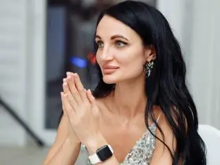 Xlovecam Nude Webcam of TinaMart