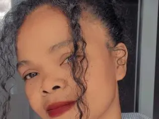 Xlovecam Free Live Porn of HasMinahy69