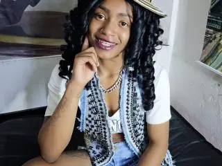 Xlovecam Live Sex Cam of KatalinaCandy