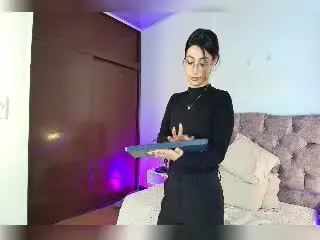 Xlovecam Sex Cam of SeleneLeon