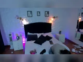 Xlovecam Live Sex of SharaaMiller