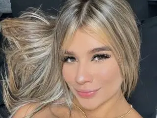 Xlovecam Live Porn of SashaPolet