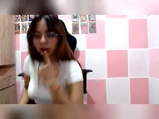 Xlovecam Free Porn Cam of PaulinaaSweet